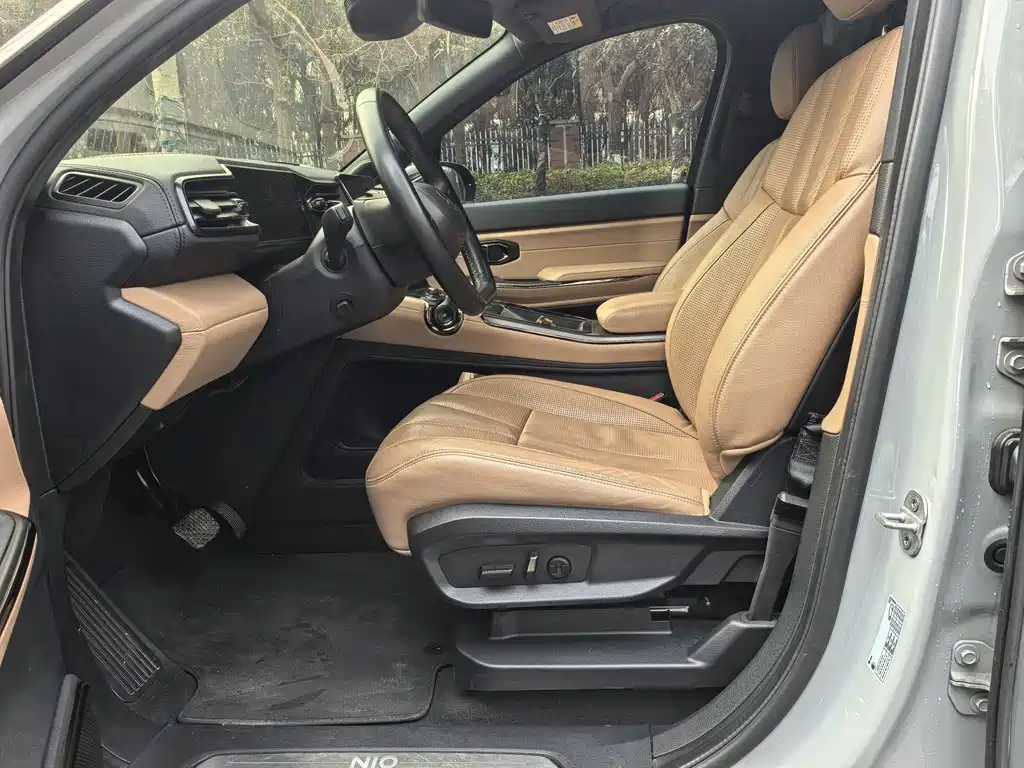 NIO NIO ES8