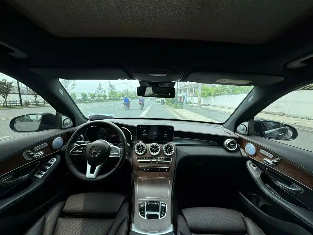 Mercedes-Benz GLC 2020 GLC 300 L 4MATIC