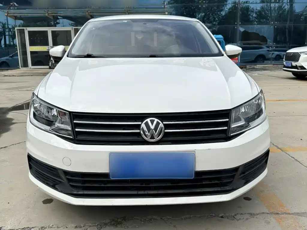 Volkswagen Santana — миниатюра 5