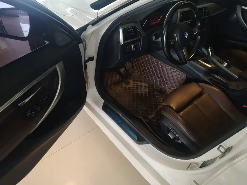 BMW 3 Series — миниатюра 16