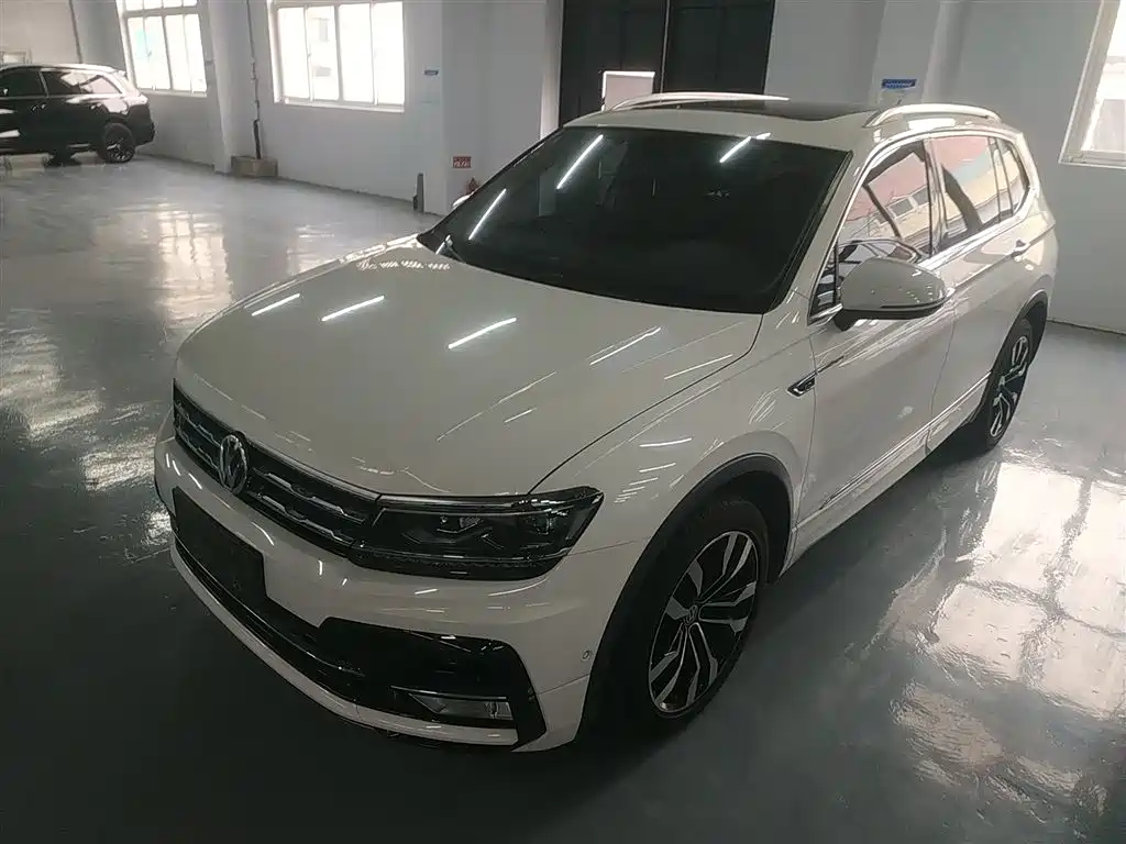 Volkswagen Tiguan L 2019