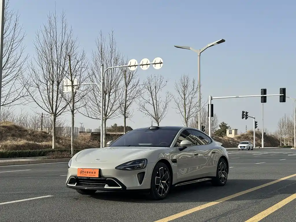 XIAOMI CAR XIAOMI SU7