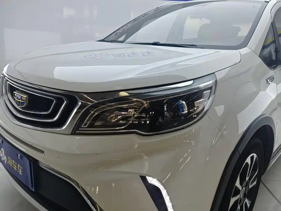 Geely Vision X3 — миниатюра 5