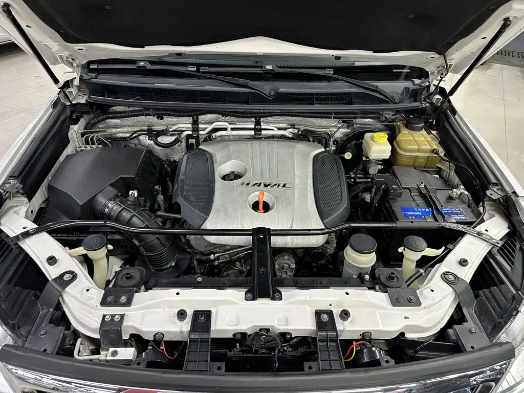 Haval H9 2015 2.0T Luxury 7 мест