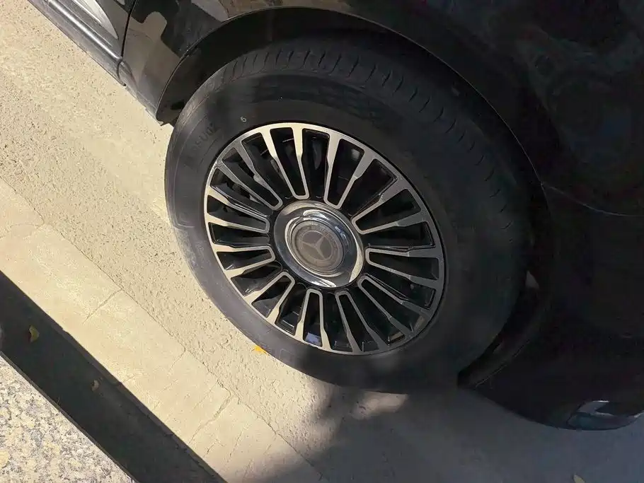 Mercedes-Benz Vito — миниатюра 6