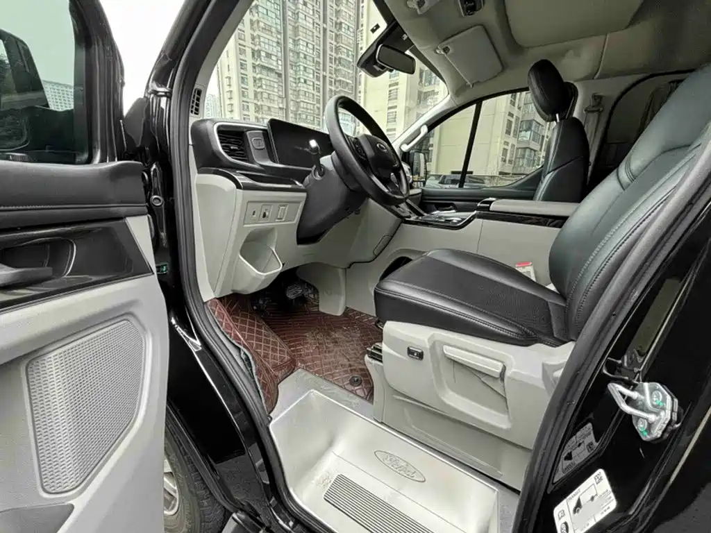 Ford Transit — миниатюра 17