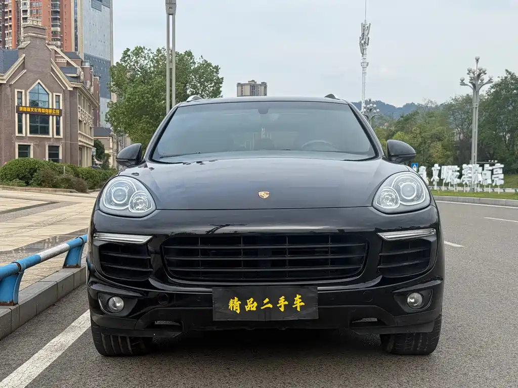 Porsche Cayenne — миниатюра 2