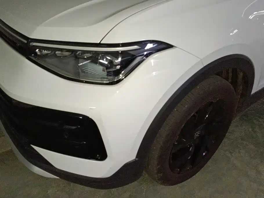 Volkswagen Tharu — миниатюра 5