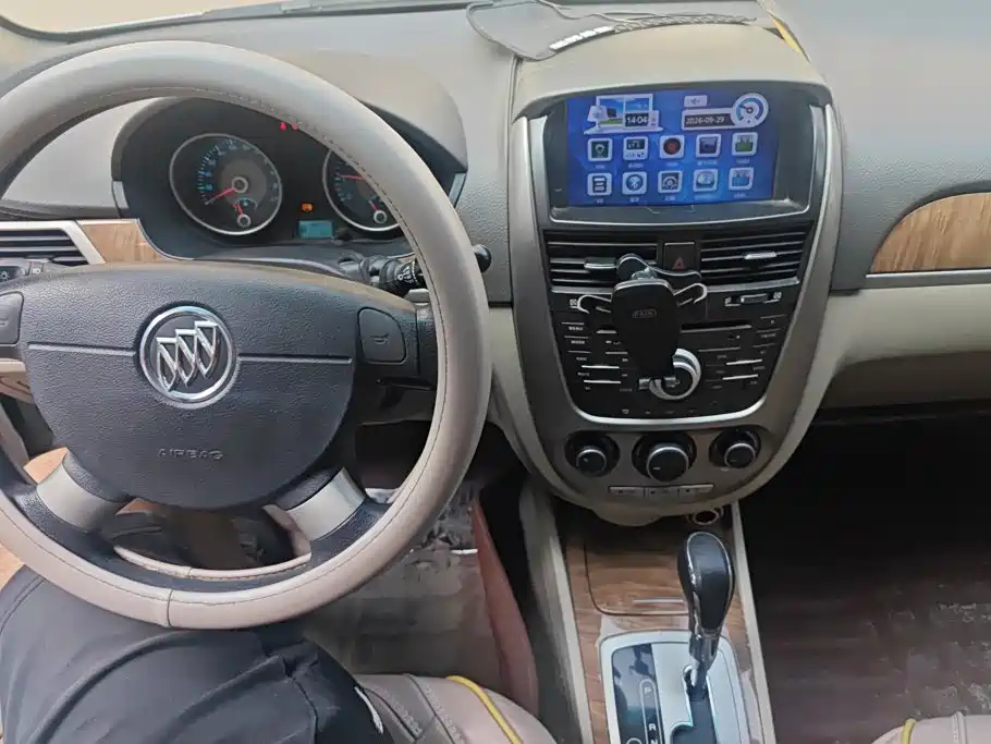 Buick Excelle — миниатюра 12