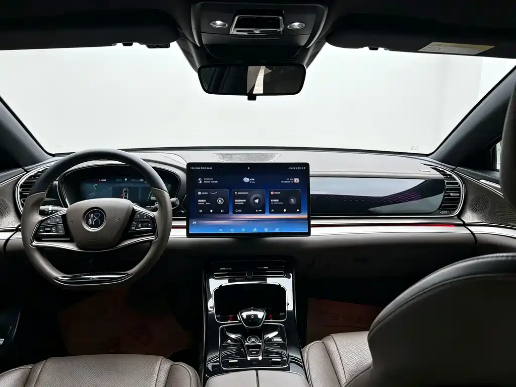 BYD Han — миниатюра 7