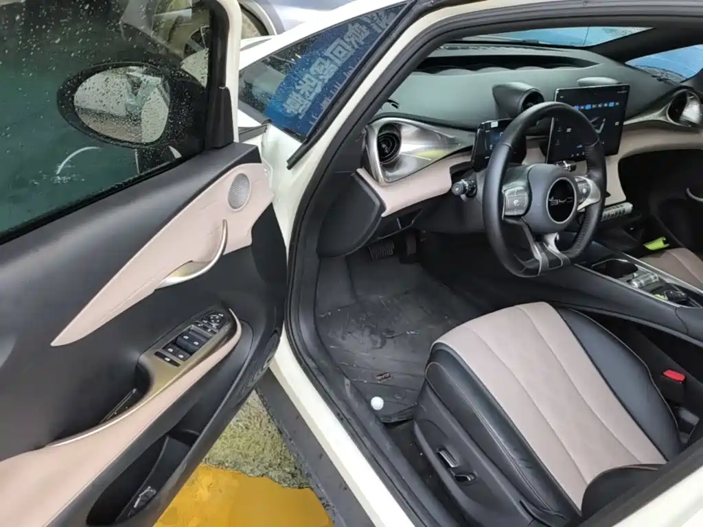 BYD Dolphin — миниатюра 16