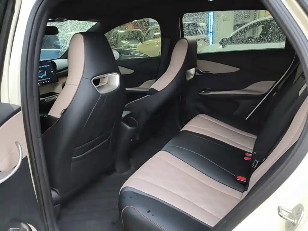 BYD Dolphin — миниатюра 17