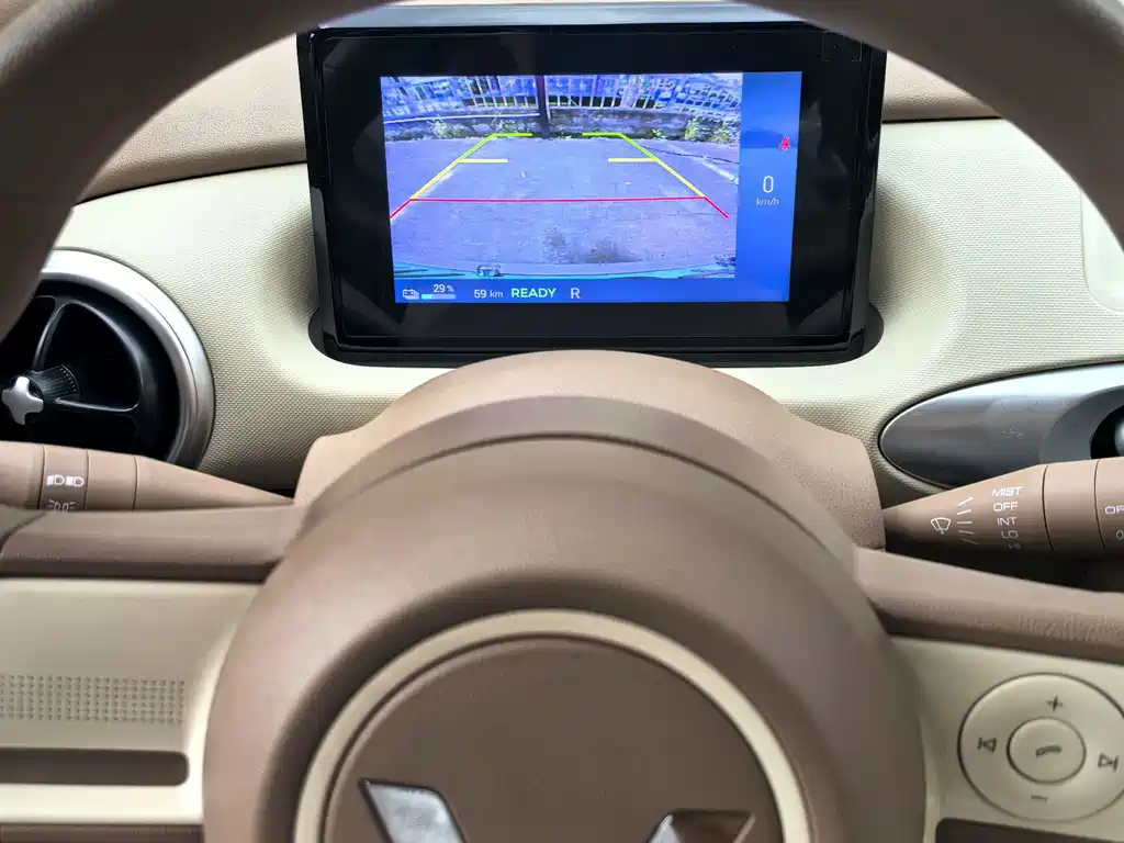 Wuling MINIEV — миниатюра 7