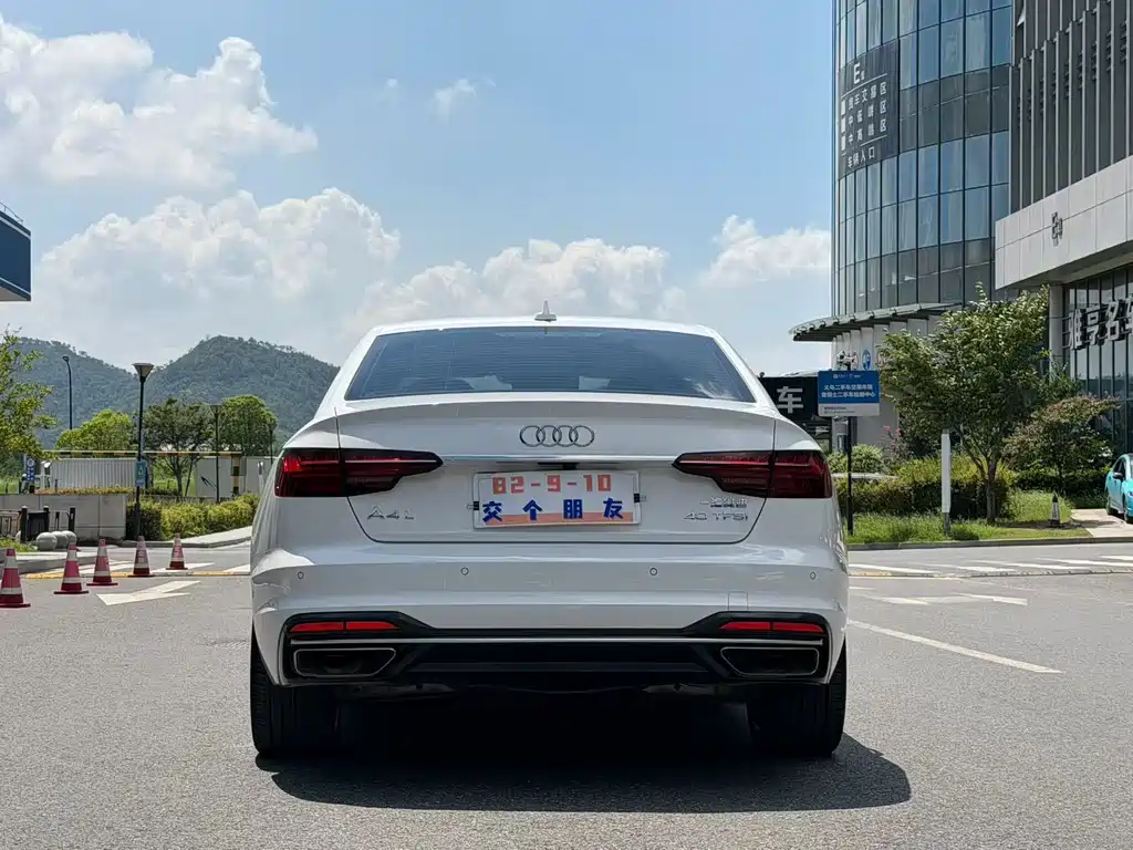 Audi A4L 2020 40 TFSI Fashion