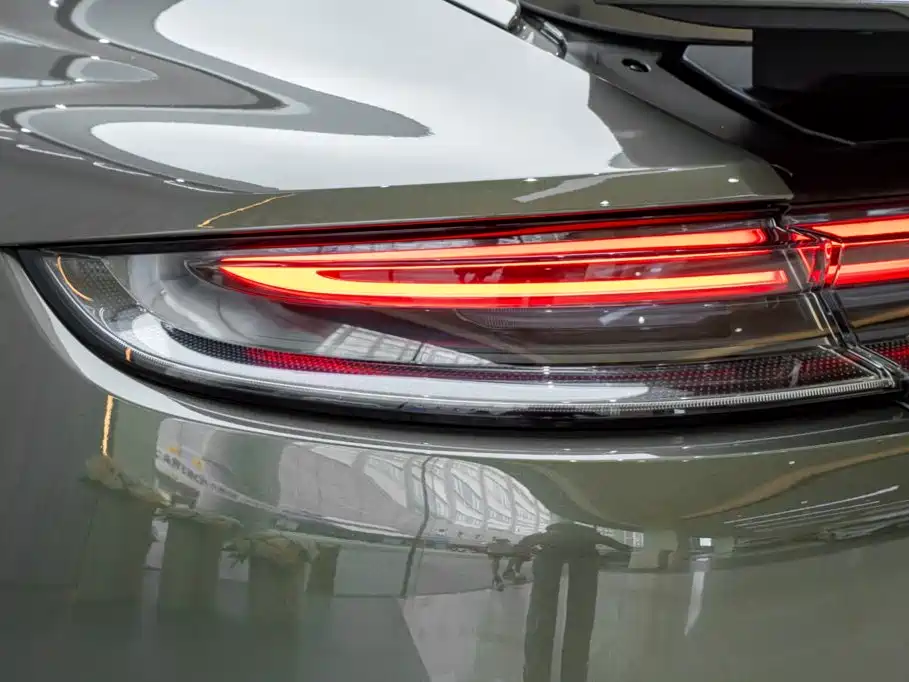 Porsche Panamera — миниатюра 9