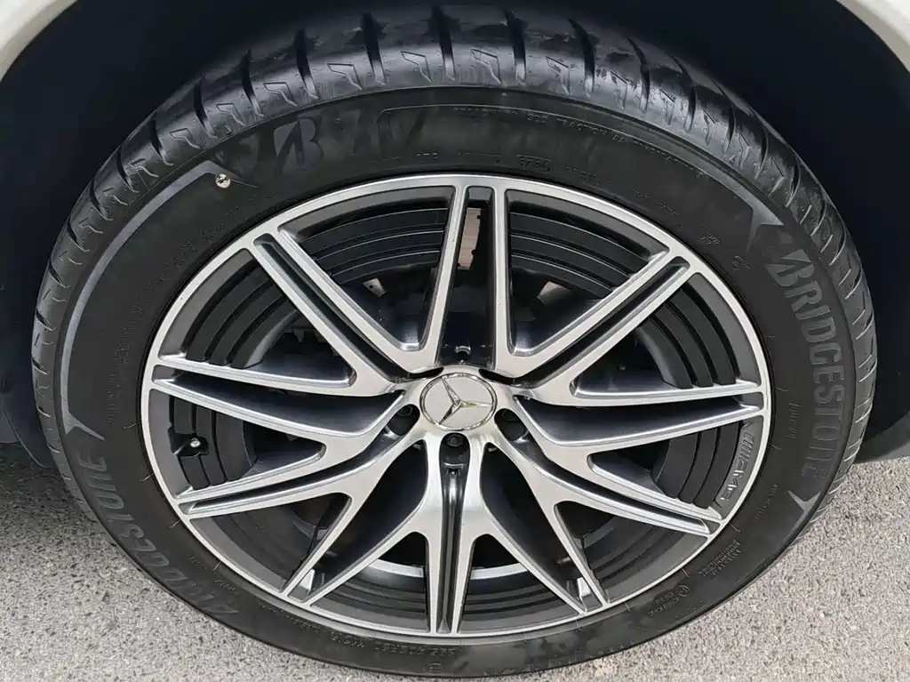 Mercedes-Benz GLC Coupe AMG — миниатюра 11