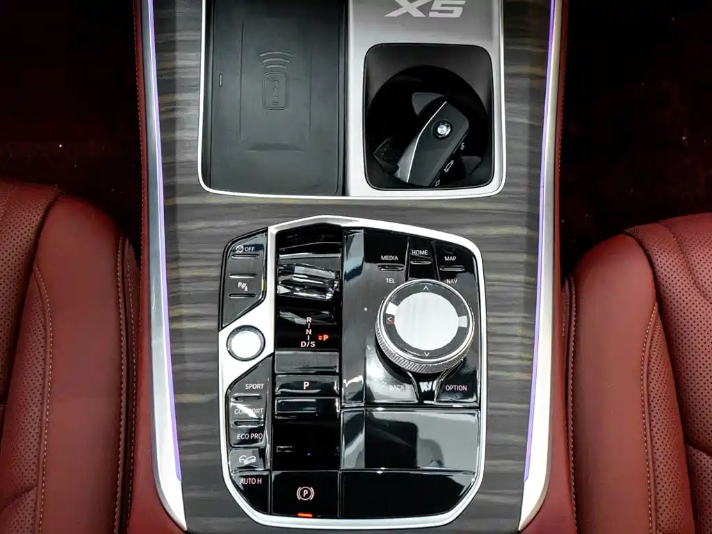 BMW X5 — миниатюра 19