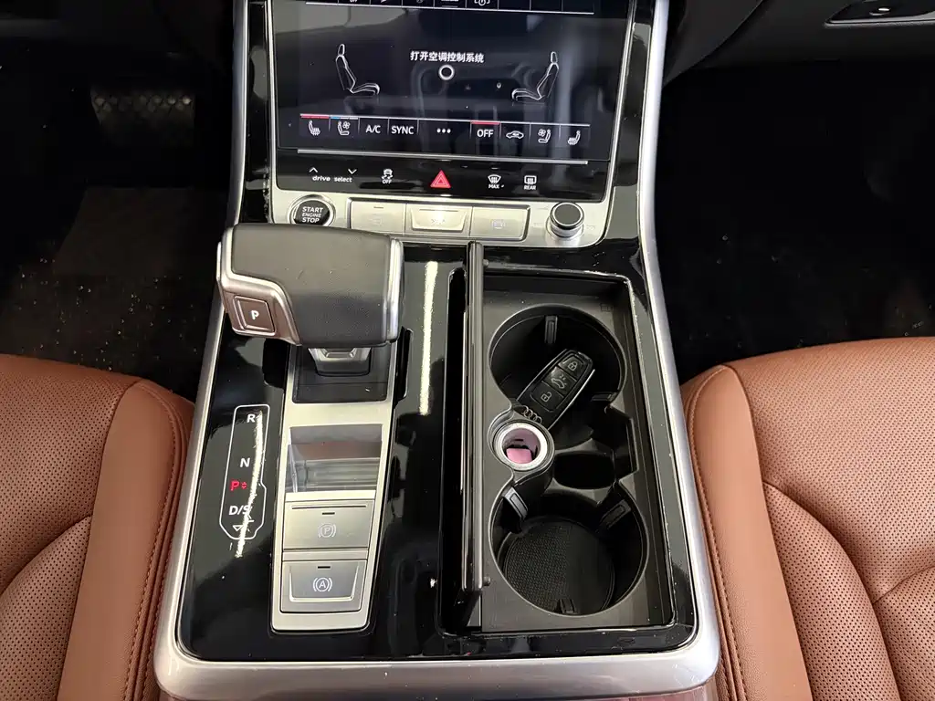 Audi Q7 — миниатюра 17