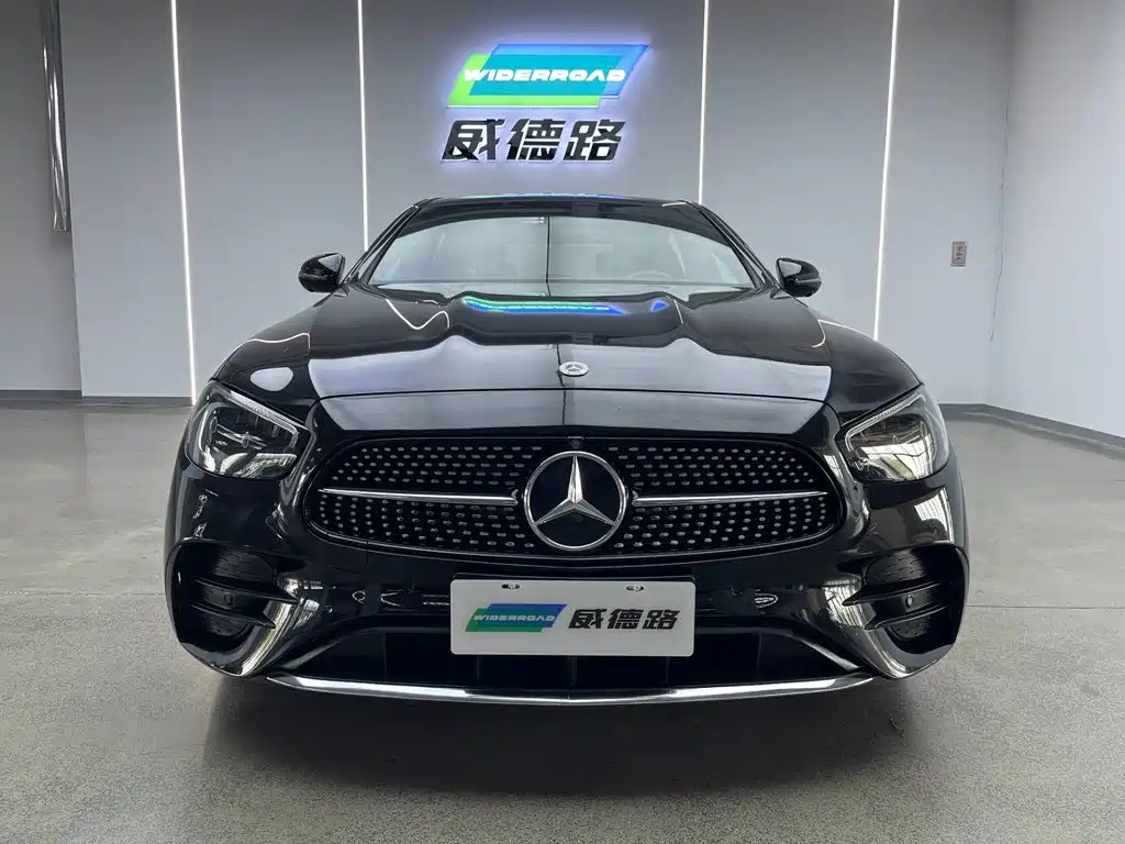 Mercedes-Benz E-Class — миниатюра 33