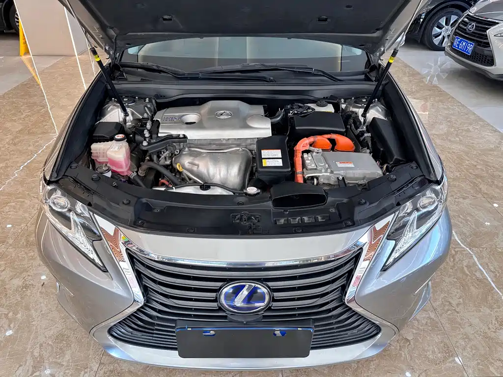 Lexus ES — миниатюра 16
