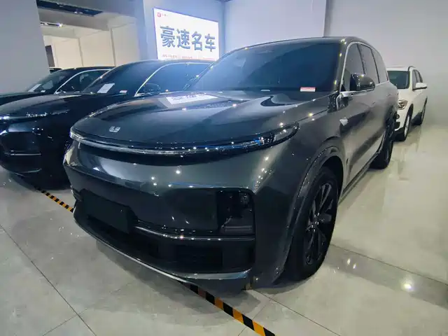 Li Auto IDEAL L8 2024