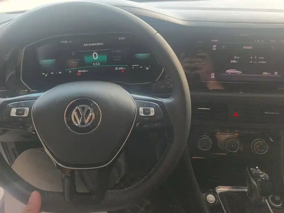 Volkswagen Sagitar — миниатюра 12