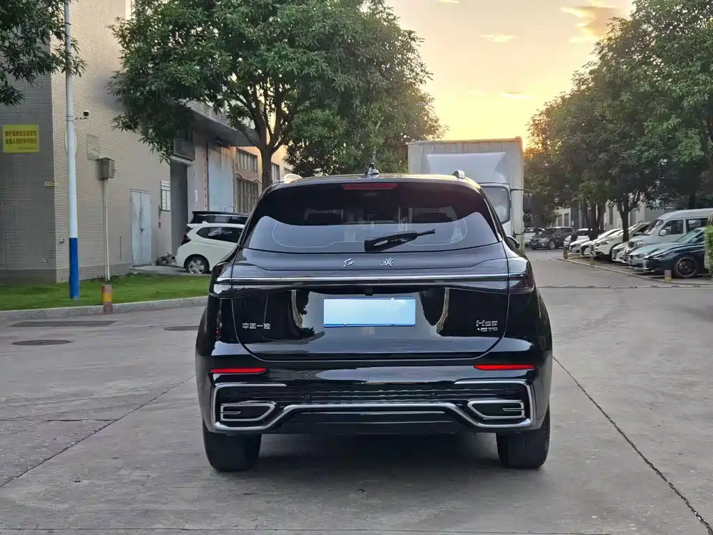 Hongqi Hongqi HS5 — миниатюра 3
