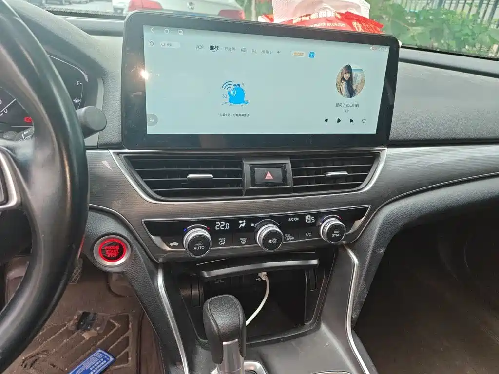 Honda Accord — миниатюра 9