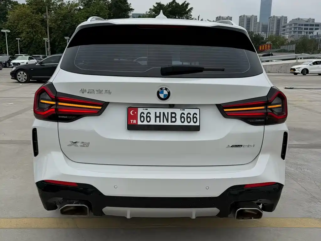 BMW X3 — миниатюра 9