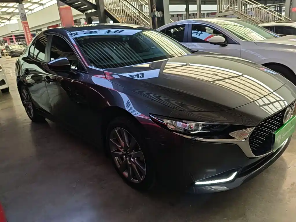 Mazda 3 Axela — миниатюра 4