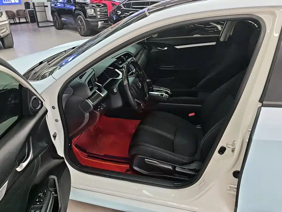 Honda Civic — миниатюра 9