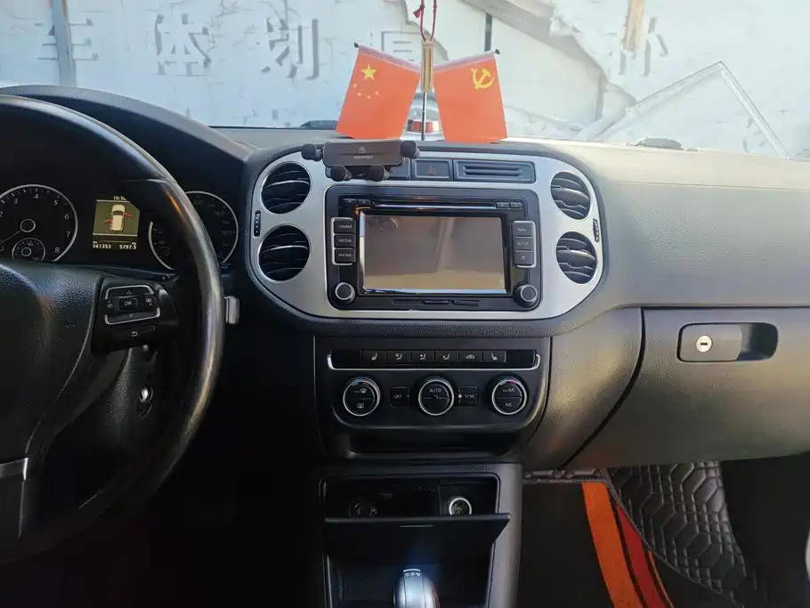 Volkswagen Tiguan — миниатюра 13