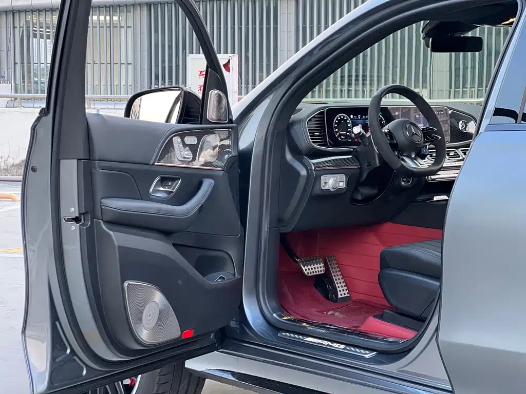 Mercedes-Benz GLS AMG — миниатюра 4