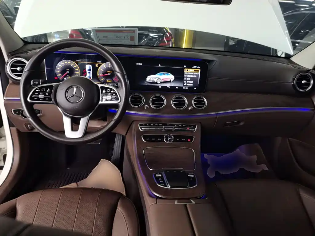 Mercedes-Benz E-Class E 2019 E 300 L Fashion