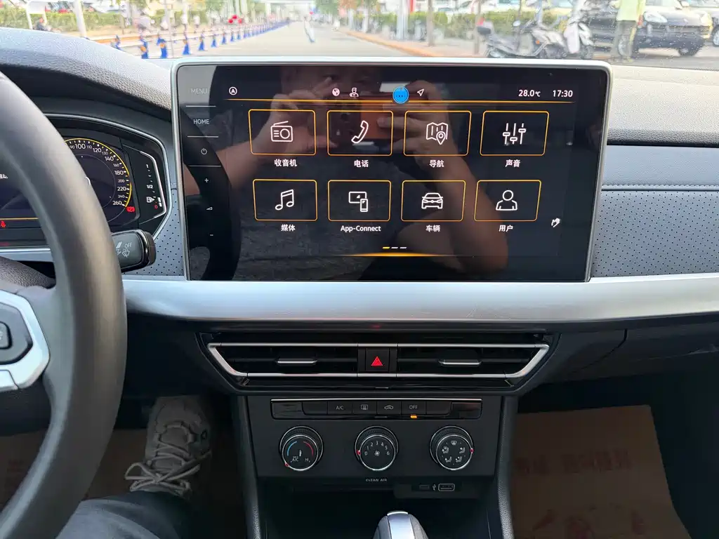 Volkswagen Lavida — миниатюра 15