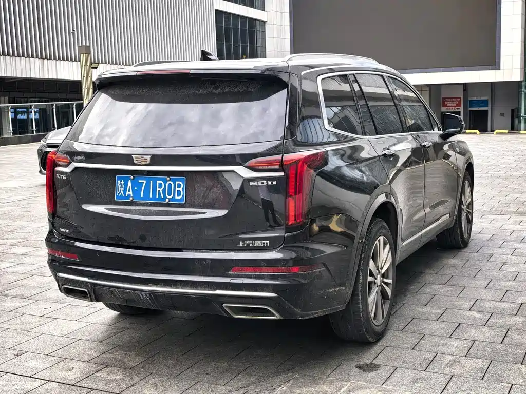 Cadillac XT6 — миниатюра 6