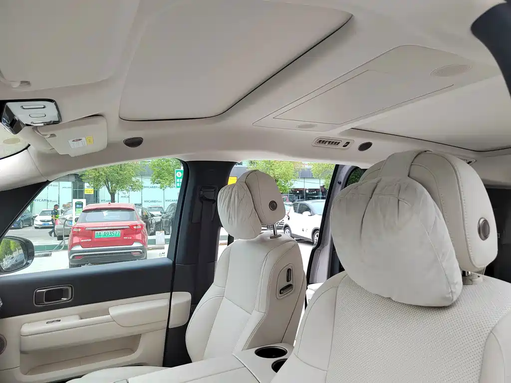 Li Auto Li MEGA — миниатюра 24