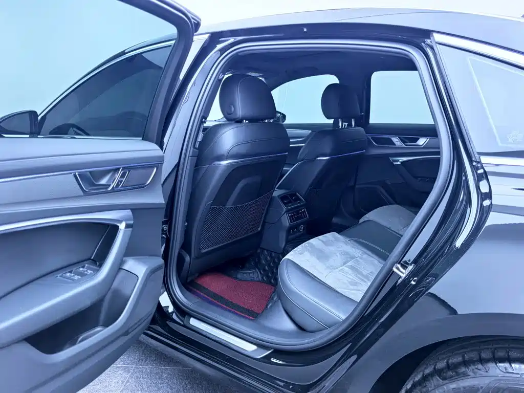 Audi A6L — миниатюра 9