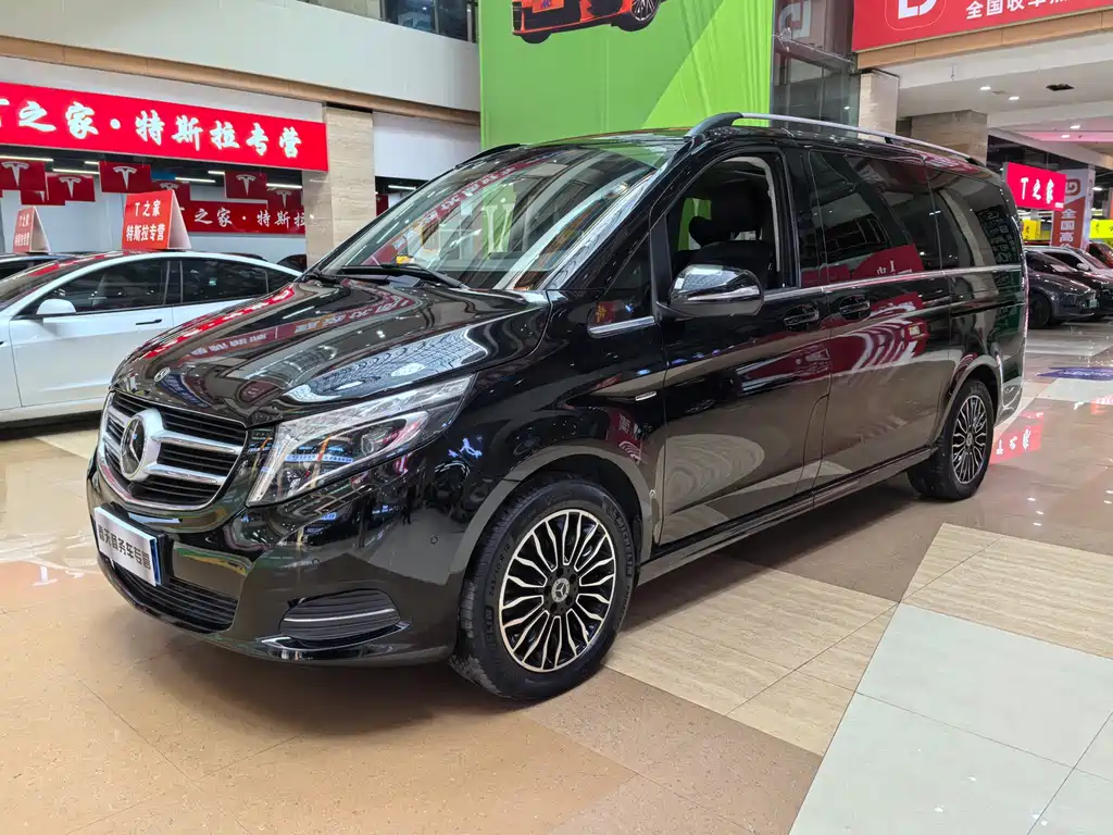 Mercedes-Benz V-Class — миниатюра 2