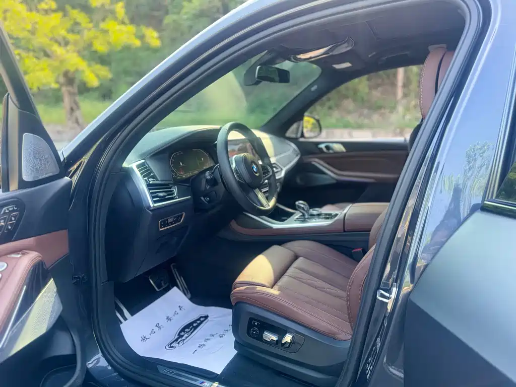 BMW X7 — миниатюра 6