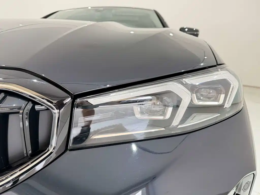 BMW 3 Series — миниатюра 9