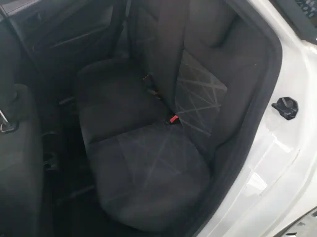 Ford Fiesta — миниатюра 17