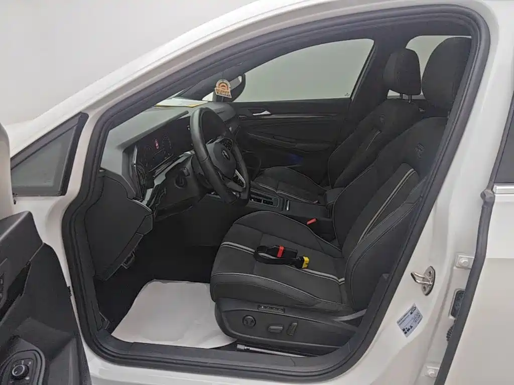 Volkswagen Golf — миниатюра 16