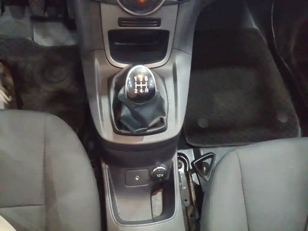 Ford Fiesta — миниатюра 14