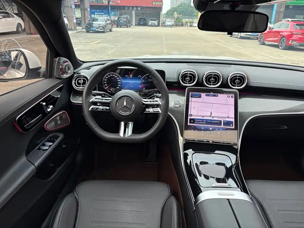 Mercedes-Benz C-Class — миниатюра 10