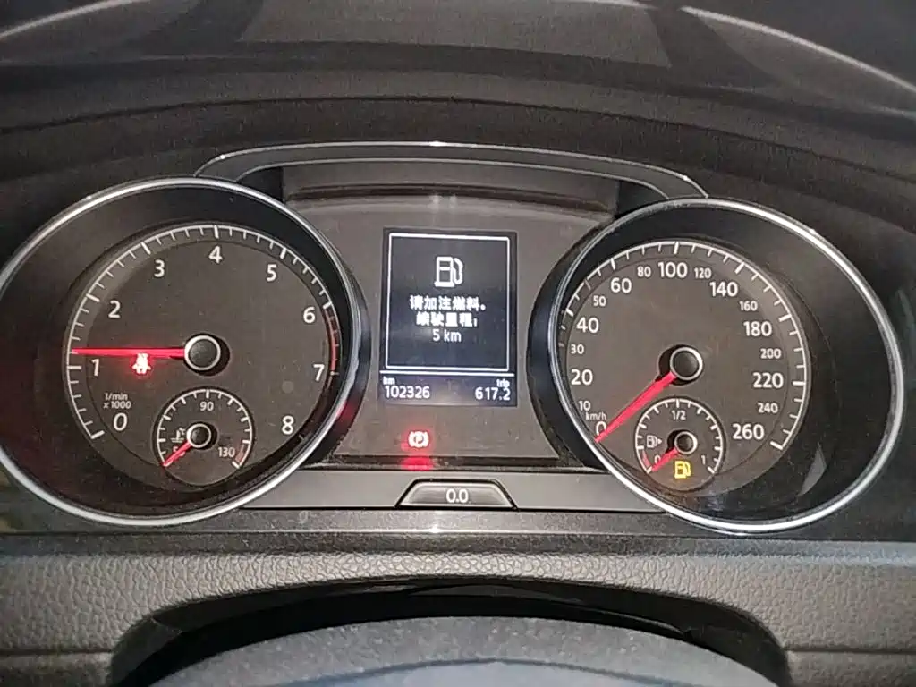 Volkswagen Golf — миниатюра 12