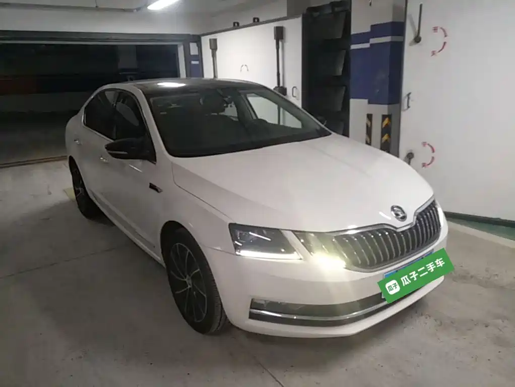 Skoda Octavia — миниатюра 4