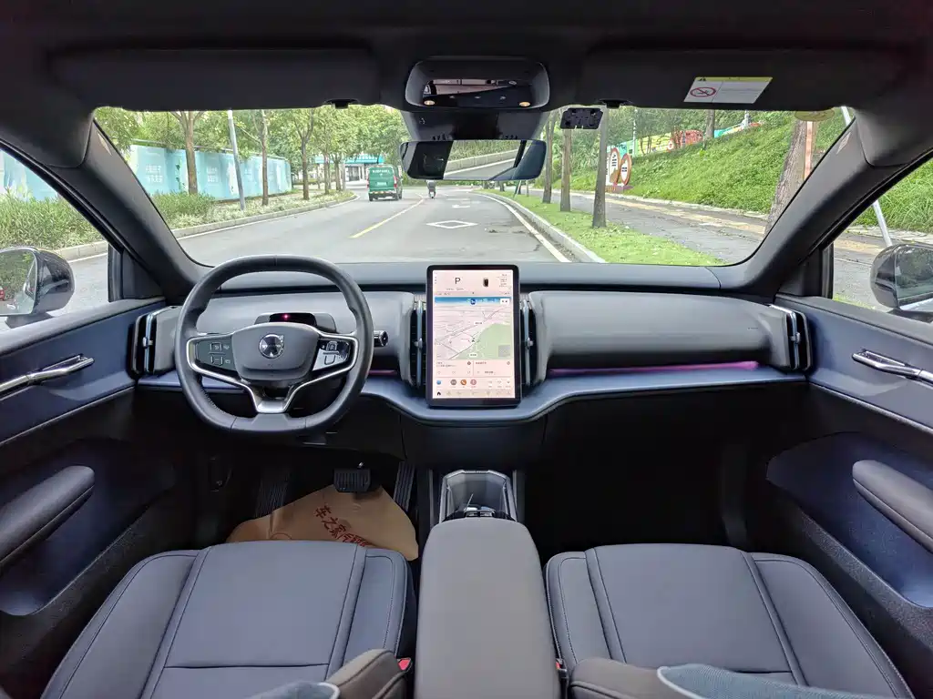 Volvo EX30 — миниатюра 5
