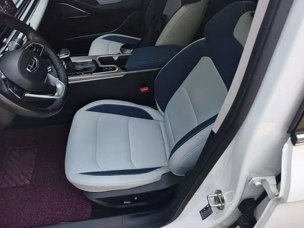 Geely Emgrand — миниатюра 15
