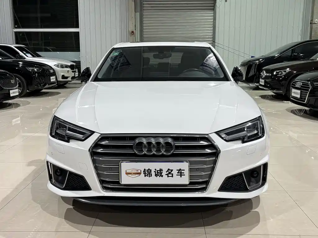 Audi A4L 2019 40 TFSI Fashion VI
